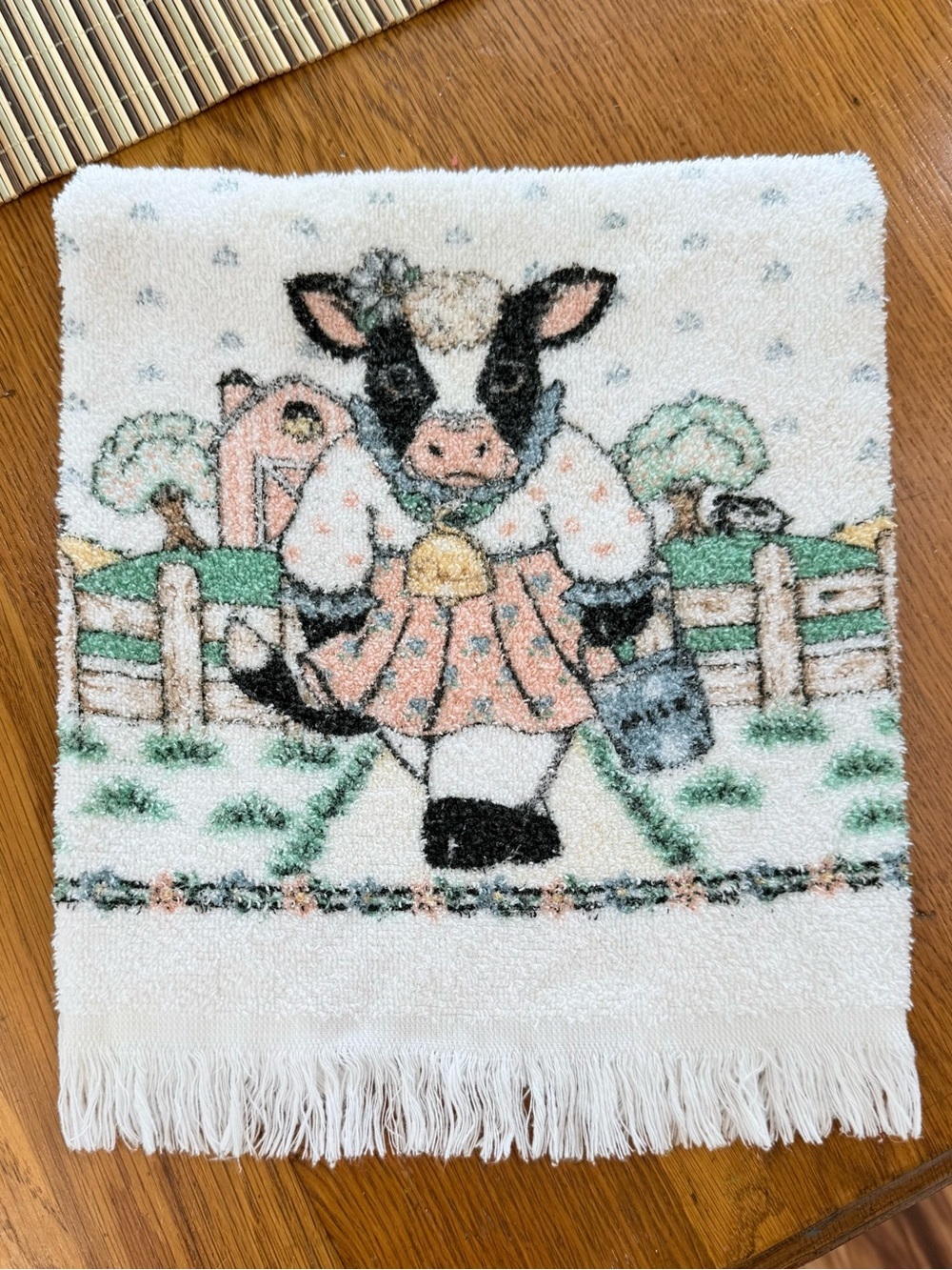 🐮 Vintage 80’s Farmhouse Milk Maid Cow Hand Dish Towel 🐮